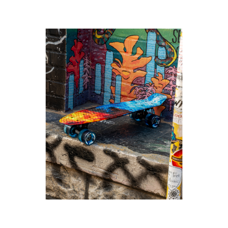 SKITCH® LED+ FIRE & ICE Skateboard For Kids And Beginners Mini Cruiser Board Gift Set (LED ON/OFF)